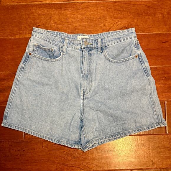 👖Cello Jean Shorts Size Large Vintage Wash Classic Denim Mom Shorts 5 Pockets - Picture 2 of 6